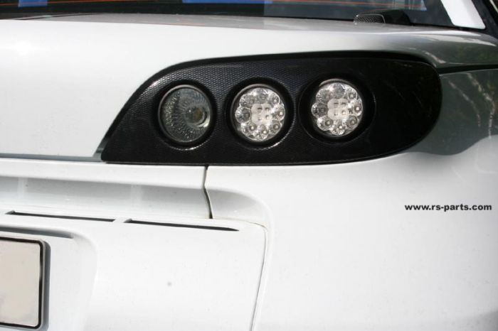 Reflektor in Stoßfänger Rückleuchte Rücklicht Heckleuchte rechts Maserati 3200GT